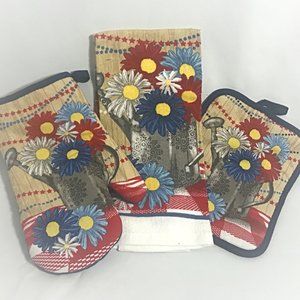 Daisy 4th of July - Hanging Kitchen Towel Set